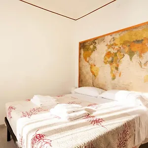 riomondo-appartamento-nel-cuore-di-riomaggiore.hotelitalianriviera.com/